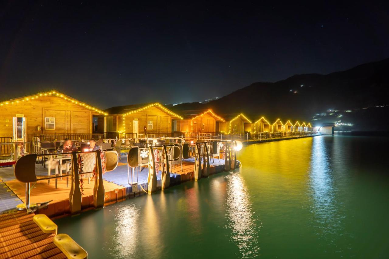 Le Roi Floating Huts & Eco Rooms Tehri New Tehri Exteriör bild